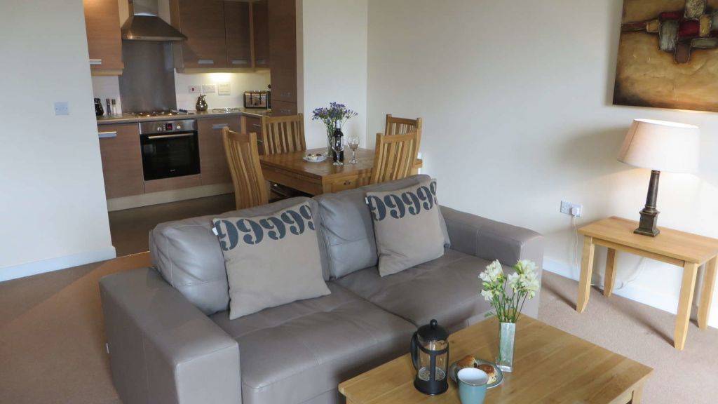 1-bedroom apartment ideal for 2 people in Cambridge – GBP-8276