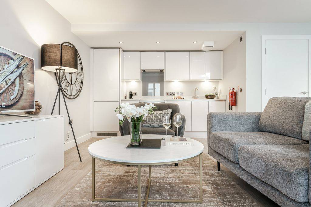 Modern Studio Apartment in Cambridge – GBP-883312