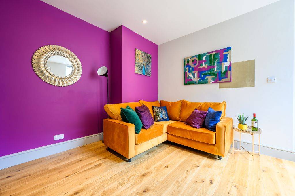 Modern one-bedroom apartment in Cardiff – UBK-678460