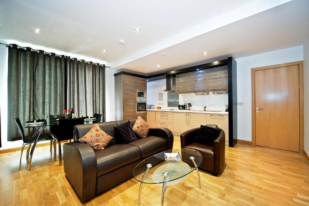 Spacious one-bedroom apartment in Edinburgh’s eclectic West End – EDB-652547