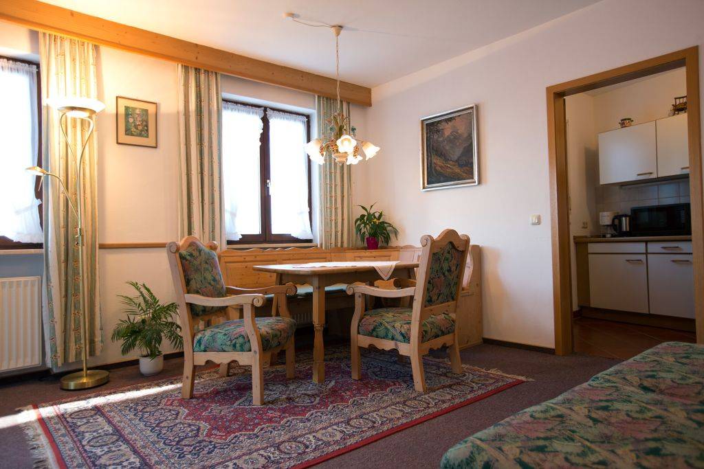Apartment with view to the lake and balcony (Apt. No. 57) – UBK-477372