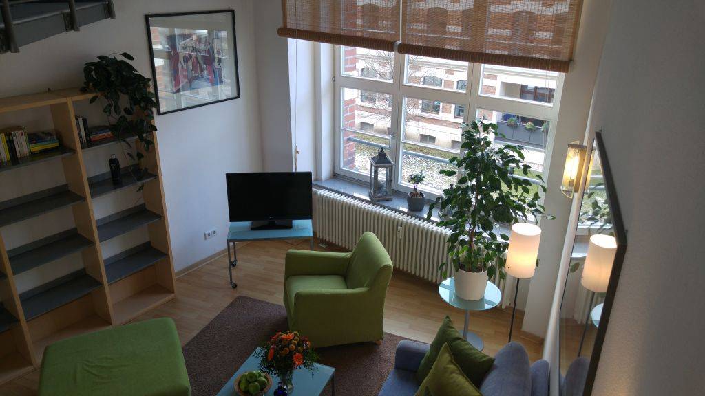 Loft apartment with balcony – UBK-761904