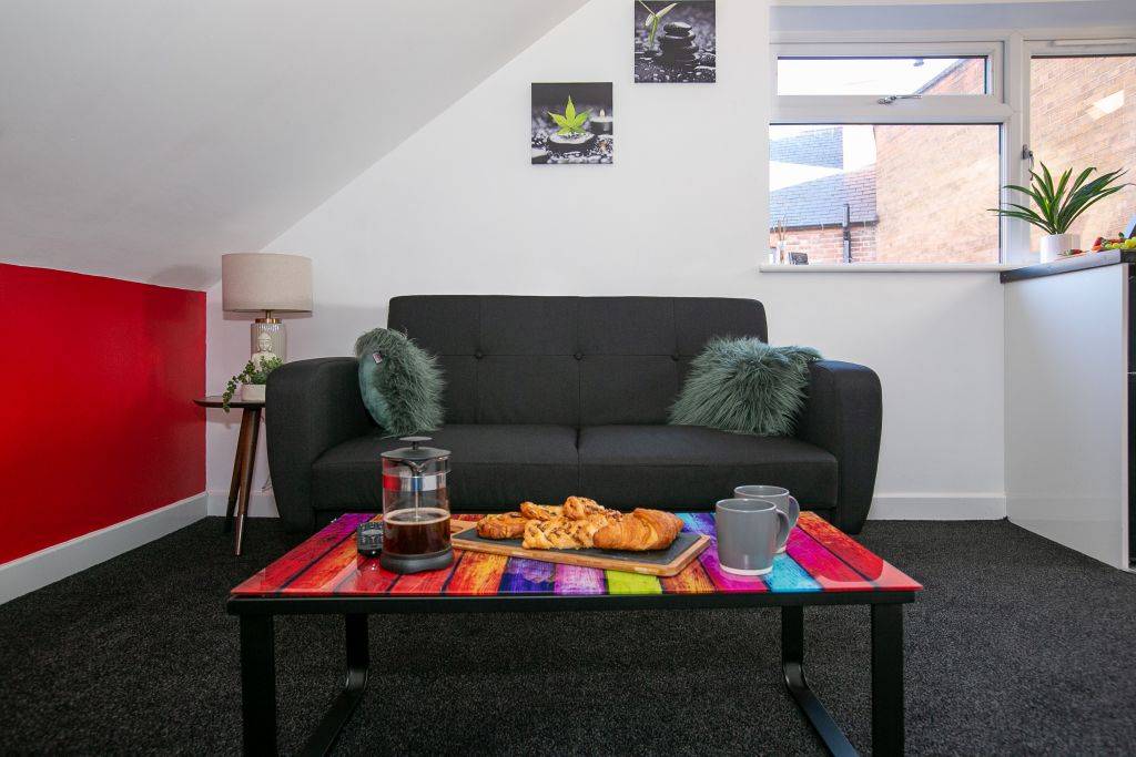 1 Bed apartment  in a prime location on London Road – UBK-666724