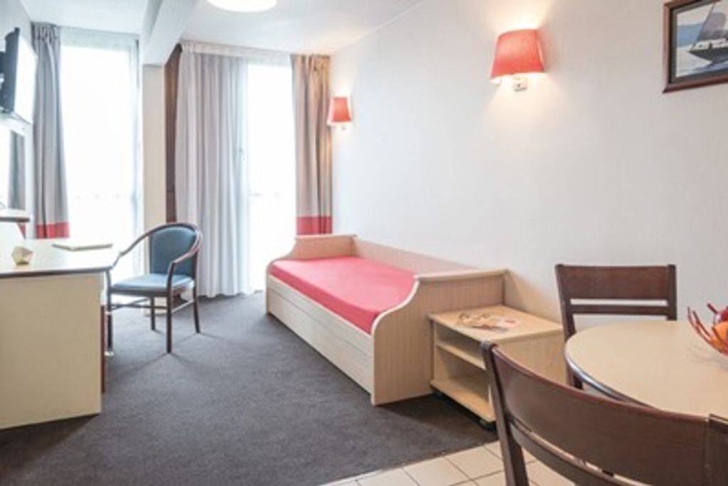 2 room apartment Lille Grand Palais – UBK-51356