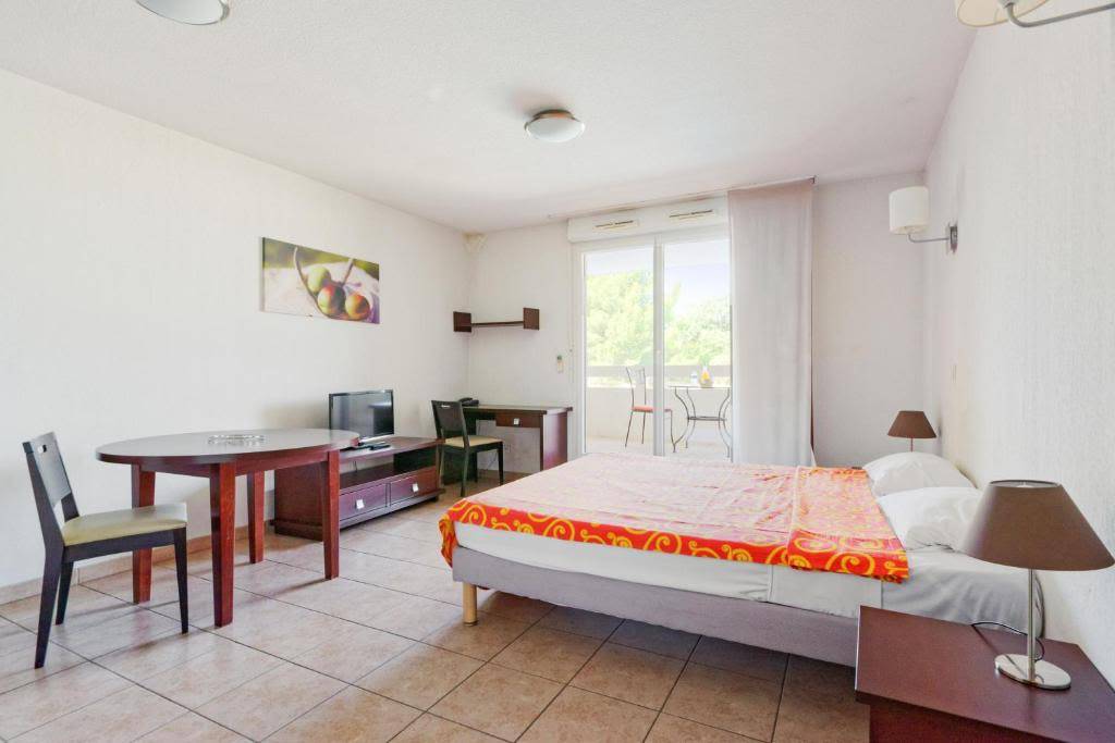 Stunning studio apartment in Toulon – UBK-415238