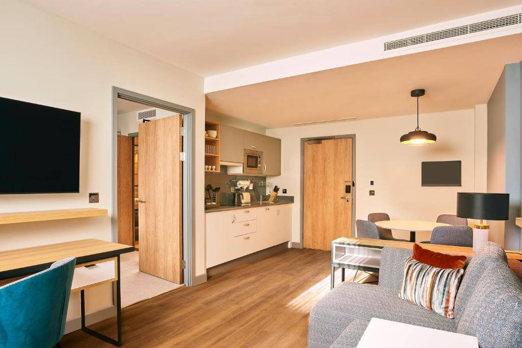 Modern one-bedroom apartmen in Shough – UBK-123573