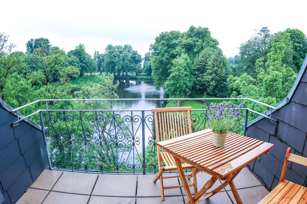 Villa in Stade near Hamburg: Fully equipped, beautiful apartment – STA-228364