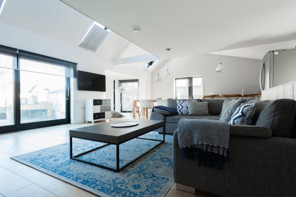 Modern 3-bedroom-apartment – GBP-140085